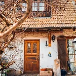 Schweizerblick - Denkmalgeschuetzes Haus In Ruhiger Lage - Grosser Garten Und Mit Charme Eingerichtet - Ideal Fuer Familien, Paare & Hund *