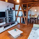 Schweizerblick - Denkmalgeschuetzes Haus In Ruhiger Lage - Grosser Garten Und Mit Charme Eingerichtet - Ideal Fuer Familien, Paare & Hund * Hanner