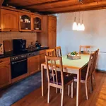 Apartment Schweizerblick - Denkmalgeschuetzes Haus In Ruhiger Lage - Grosser Garten Und Mit Charme Eingerichtet - Ideal Fuer Familien, Paare & Hund *