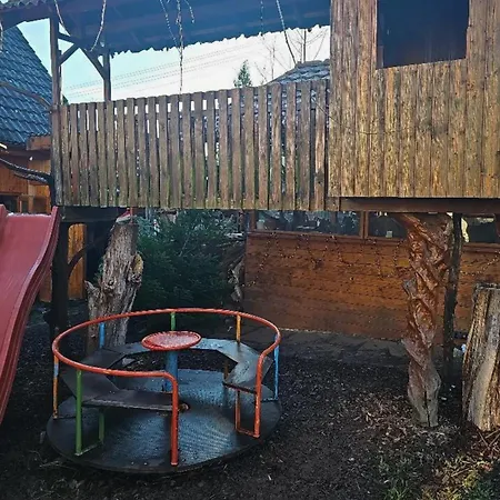 Schweizerblick - Denkmalgeschuetzes Haus In Ruhiger Lage - Grosser Garten Und Mit Charme Eingerichtet - Ideal Fuer Familien Mit Kleinen Kindern, Familien Mit 1-2 Hunden Apartmán