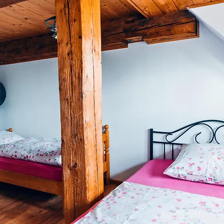 Schweizerblick - Denkmalgeschuetzes Haus In Ruhiger Lage - Grosser Garten Und Mit Charme Eingerichtet - Ideal Fuer Familien Mit Kleinen Kindern, Familien Mit 1-2 Hunden * Hänner