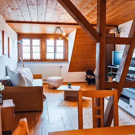 Schweizerblick - Denkmalgeschuetzes Haus In Ruhiger Lage - Grosser Garten Und Mit Charme Eingerichtet - Ideal Fuer Familien Mit Kleinen Kindern, Familien Mit 1-2 Hunden