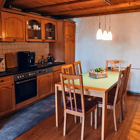 Apartmán Schweizerblick - Denkmalgeschuetzes Haus In Ruhiger Lage - Grosser Garten Und Mit Charme Eingerichtet - Ideal Fuer Familien Mit Kleinen Kindern, Familien Mit 1-2 Hunden *